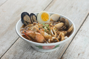 Seafood Noodles