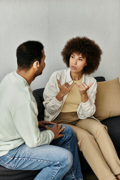 Sign Language Coversation Sign Language Conversation Images – Browse 19,724 Stock Photos, Vectors ...