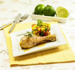 pollo de corral al vapor con guarnicion
