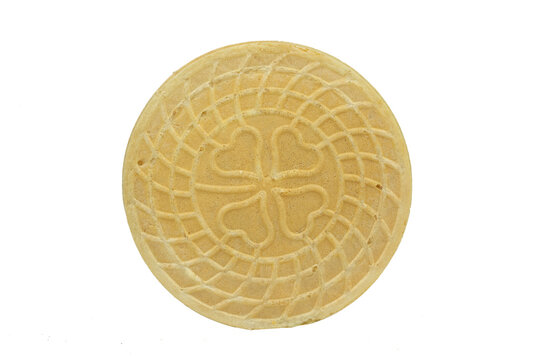 Wafer halva (kağıt helva in Turkish), a kind of light dessert with its round appearance and crispy flavor