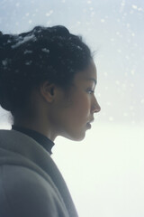 女, 女性, 横顔, 切ない, 悲しみ, 考える, 見つめる女性, 考える女性, 雪, 冬, 雪原, woman, female, profile, sad, sadness, thinking, gazing woman, thinking woman, snow, winter, snowfield