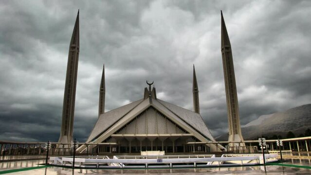 Faisal mosque masjid time lapse in Islamabad, Pakistan 