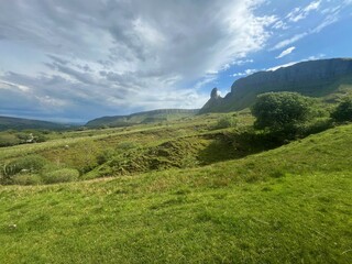 Obraz premium Mountain landscape with Eagles rock and mount Truskmore, counties Leitrim and Cavan, Ireland