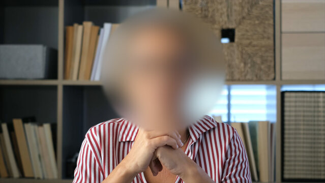 Blur Person Face Motion Effect 4k 1:1 16:9 9:16