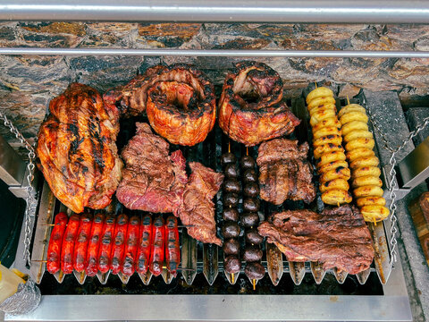 Parrija Grill Loaded with Meat and Potatoes