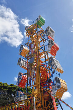 Fairground ride
