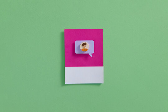  smartphone with sms speech bubbles push alerts on screen