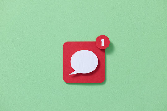 message speech bubbles icon on social media with number one notice