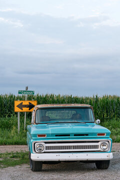 Vintage Pickup in Warrensburg