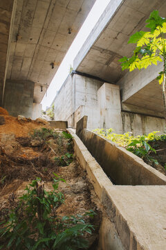 Concrete bridge foundation 