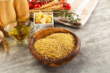 Dry wheat bulgur fow cooking