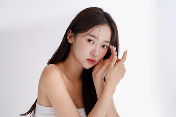 Fototapeta premium 美しい若いアジア女性のビューティー ポートレート