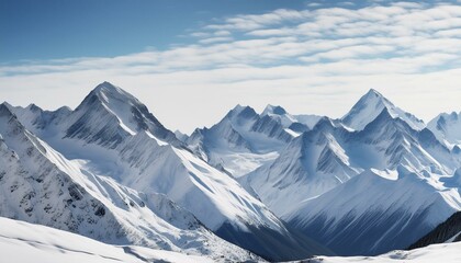 【リアルな風景】壮大な雪山の壁紙