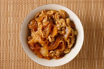 牛丼　日本食