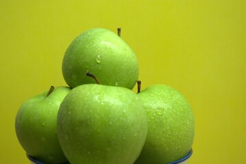 apple, fruit, food, green, healthy, isolated, fresh, apples, diet, white, health, freshness, juicy, nature, ripe, object, nutrition, eating, eat, natural, vegetarian, red, organic, vitamin, color