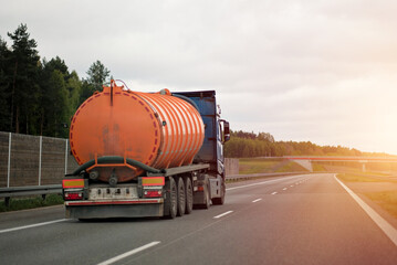 Petrol Sustainable Aviation Fuel Truck Transporter Hauling Oil And Gas Products. Compressed Gasoline Diesel Hauler Tank Truck