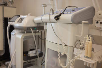 The modern medical facility has advanced medical equipment for precision healthcare services