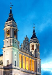 Obraz premium 야경 첨탐