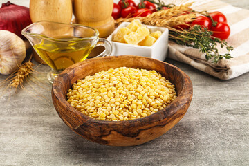 Dry raw wheat pasta - ptitim