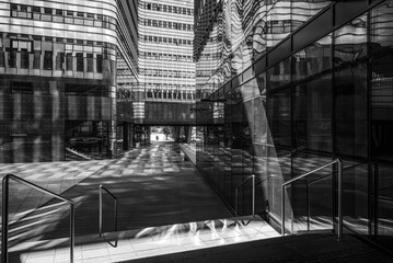 ARCHITECTURE - A modern and prestigious space in a dynamic city

