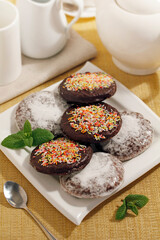 Cookies with chocolate.