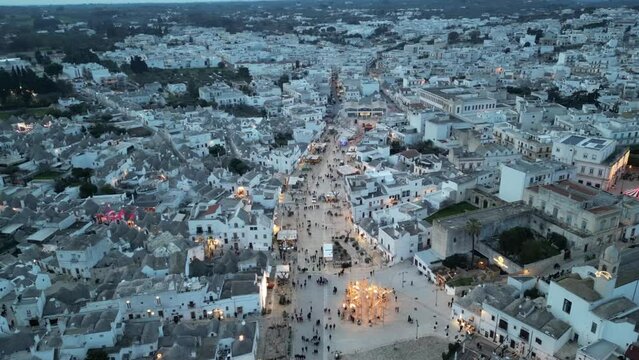 veduta panoramica della vallata dei trulli di alberobello