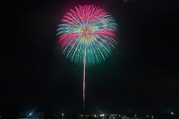 日本の夏花火