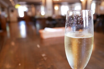グラスに入ったスパークリングワイン