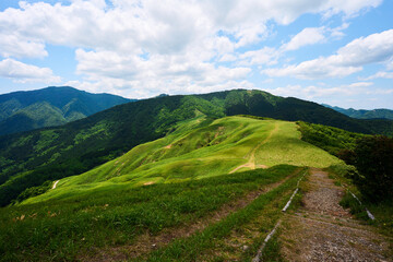 Fototapeta premium 鉢伏山の稜線