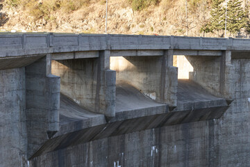 dike leveling funnel
