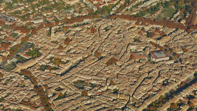 vue aerienne d'Aix en Provence en France