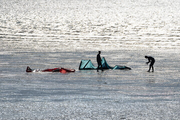 Pratique de sports nautiques en Bretagne