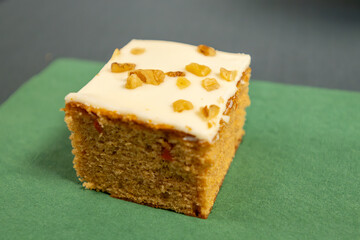 Vegan carrot cake with walnotes in pieces