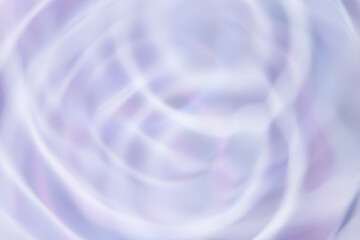 水面に落ちる水滴.