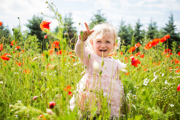 Kind liebt die Natur
