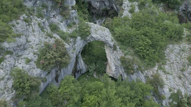 Stunning drone footage showcasing the breathtaking beauty of Italy's wild nature, featuring  forests, rugged landscapes, and untouched wilderness. we are at Fondarca, Nerone mountain