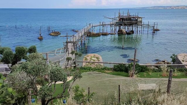 Vasto Marina - Trabocco Cungarelle dal sentiero di accesso