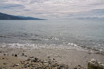 Méditerranée à Menton, plage du Gorbio