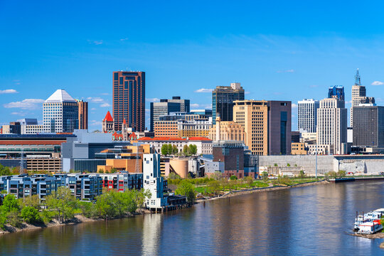 St. Paul, Minnesota, USA on the Mississippi River