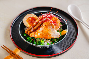 自家製チャーシュー丼
