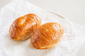 雑穀ロールパン