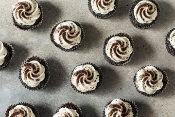 Baked Cookies and Cream Cupcakes