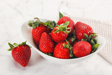 Sweet srawberry in the bowl