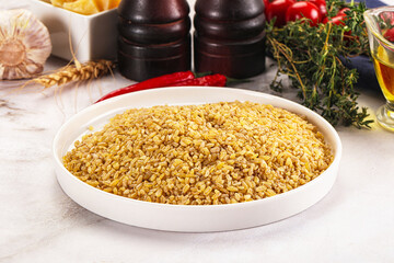 Dry wheat bulgur fow cooking