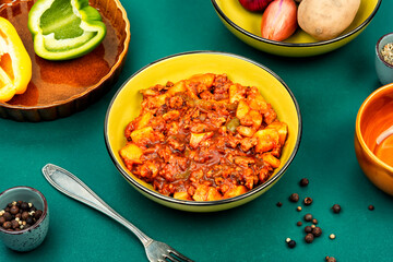 Roast potatoes and ground turkey.