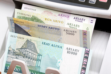Malagasy ariary in the counting machine