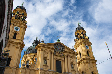 Obraz premium saint cathedral city