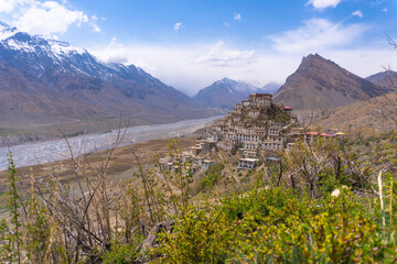 Fototapeta premium Majestic Key Monastery: A Spiritual Haven in the Heart of Spiti Valley Nestled in the serene Spiti Valley of Himachal Pradesh, India, Key Monastery stands as a beacon of spirituality and ancient Tibet