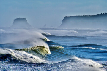 waves by the West Coast