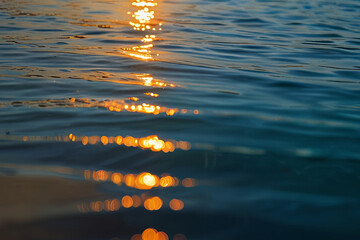 Obraz premium Abstract blurred light on sea and ocean, close-up of clear, colorful water creating a captivating background.